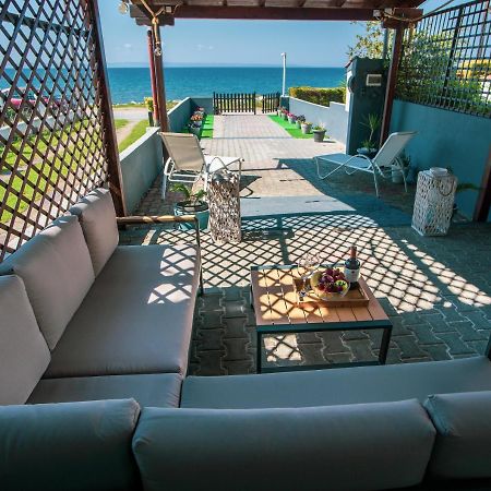 Seashell Luxury Apartment ニキティ エクステリア 写真