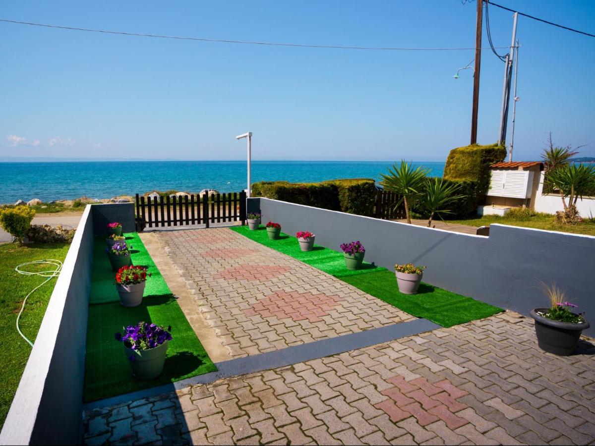 Seashell Luxury Apartment ニキティ エクステリア 写真